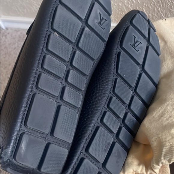 Mens Louis Vuitton driver shoe - Picture 5 of 5